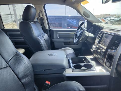 Used 2015 RAM 1500 Laramie w/ Convenience Group AWD/4WD image 8
