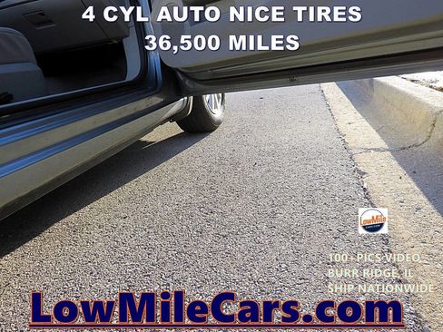 Used 2008 Chrysler Sebring LX FWD image 36