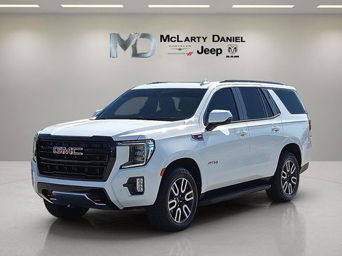 Used 2022 GMC Yukon AT4 AWD/4WD image 2