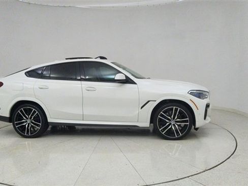 Used 2023 BMW X6 xDrive40i w/ Executive Package image 70