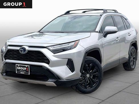 Used 2024 Toyota RAV4 SE w/ Convenience Package AWD/4WD image 1