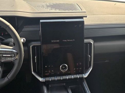 New 2026 GMC Acadia Elevation w/ Elevation Premium Package image 17