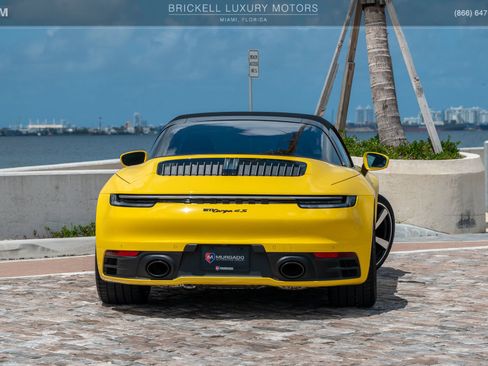 Used 2023 Porsche 911 Targa 4S w/ Premium Package image 11