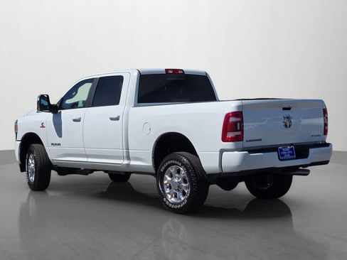Used 2024 RAM 2500 Laramie AWD/4WD image 4