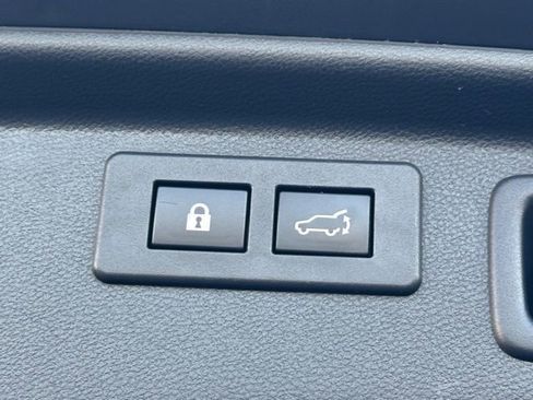 Used 2024 Subaru Forester Premium image 20