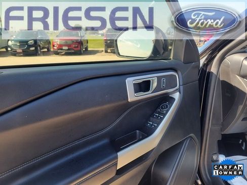 Used 2022 Ford Explorer XLT w/ Equipment Group 202A image 10