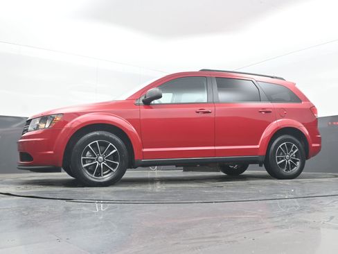 Used 2018 Dodge Journey SE w/ Blacktop Package FWD image 25