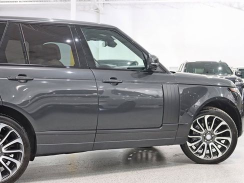 Used 2020 Land Rover Range Rover HSE image 11