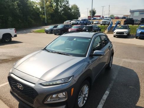 Used 2021 Hyundai Kona SEL AWD/4WD image 2