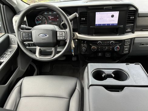 Used 2026 Ford F250 XLT AWD/4WD image 37