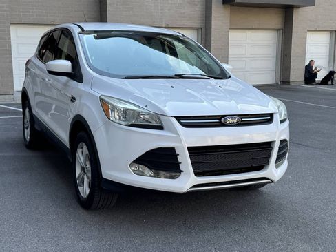 Used 2016 Ford Escape SE AWD/4WD image 8