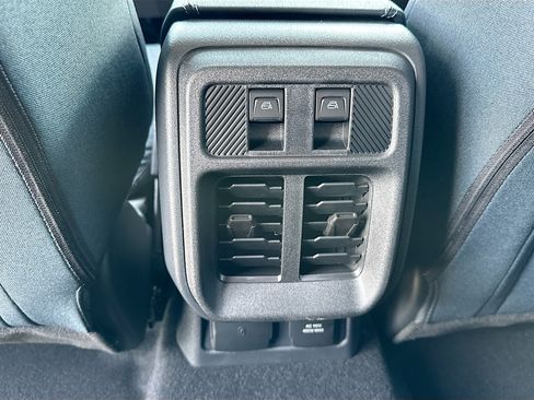 New 2026 Ford Bronco Heritage Edition AWD/4WD image 18