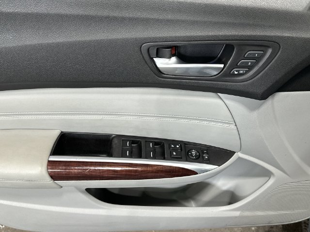Used 2015 Acura TLX w/ Advance Package AWD/4WD image 19