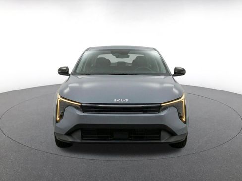 Used 2025 Kia K4 FWD image 2