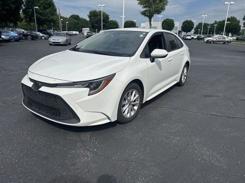 Used 2022 Toyota Corolla LE w/ LE Convenience Package FWD image 9