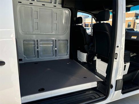 New 2025 Mercedes-Benz Sprinter 2500 image 15