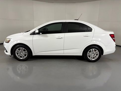 Used 2017 Chevrolet Sonic LS image 6