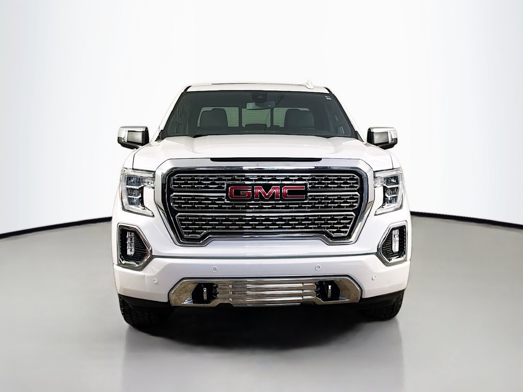 Used 2021 GMC Sierra 1500 Denali w/ Driver Alert Package II AWD/4WD image 2