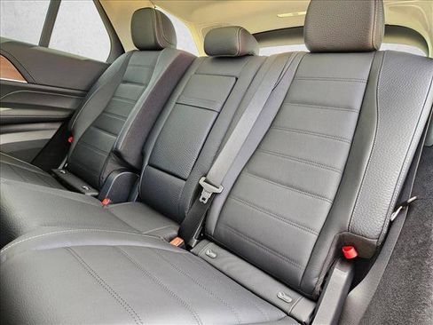 Used 2025 Mercedes-Benz GLE 350 4MATIC image 19