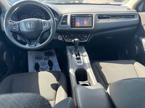 Used 2018 Honda HR-V EX image 33