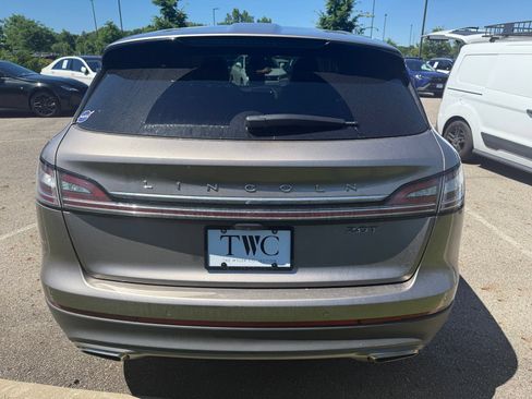 Used 2019 Lincoln Nautilus FWD image 6