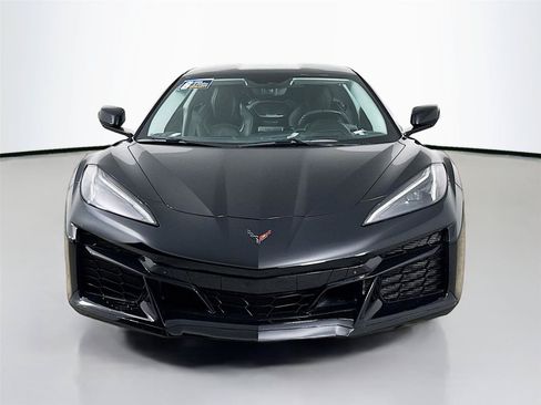 Used 2023 Chevrolet Corvette Z06 w/ Stealth Interior Trim Package RWD image 4