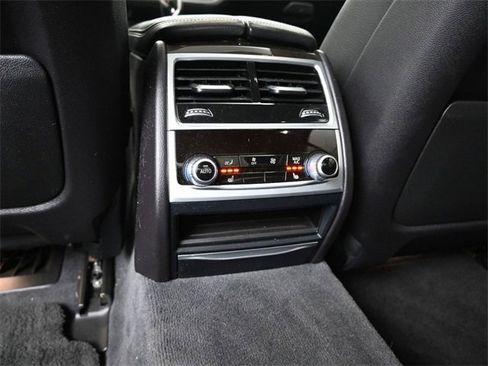 Used 2020 BMW 740i xDrive 740i xDrive w/ Cold Weather Package image 26