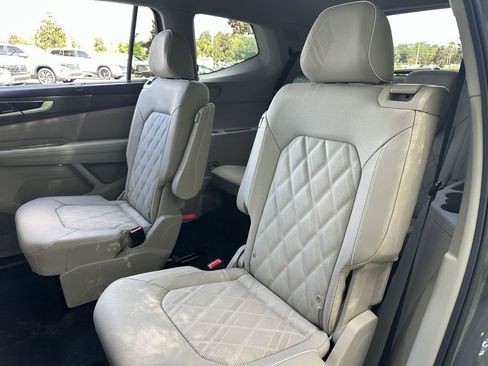 New 2026 Volkswagen Atlas SEL Premium R-Line image 23