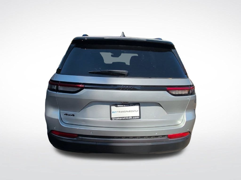 New 2026 Jeep Grand Cherokee Altitude AWD/4WD image 4