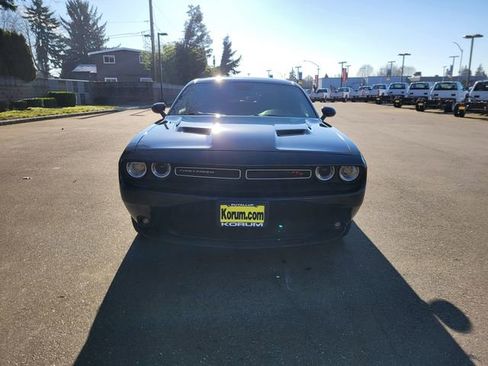 Used 2018 Dodge Challenger R/T w/ Sound Group image 13