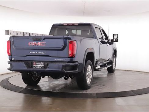 Used 2020 GMC Sierra 2500 Denali w/ Denali Ultimate Package AWD/4WD image 8