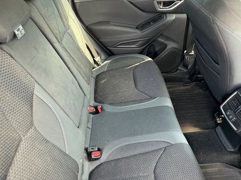 Used 2020 Subaru Forester Premium AWD/4WD image 17