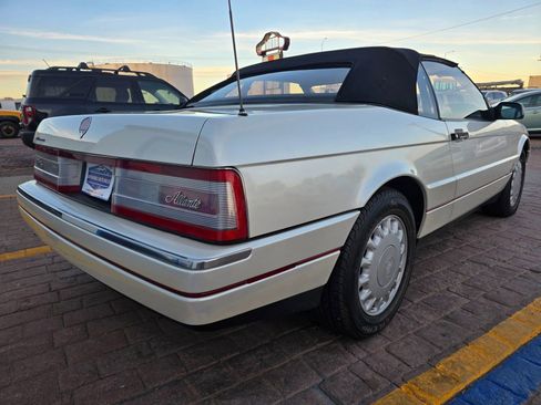 Used 1993 Cadillac Allante FWD image 6