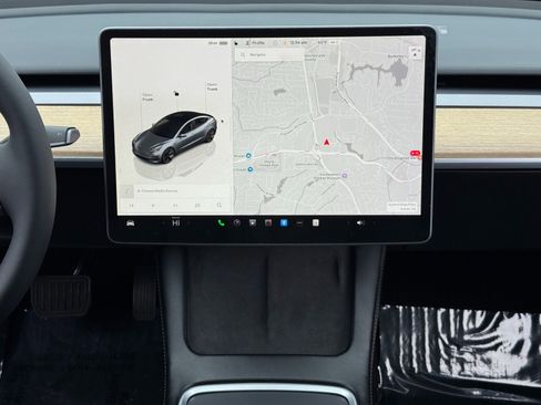 Used 2023 Tesla Model 3 Standard Range image 21