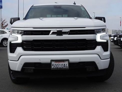 Used 2024 Chevrolet Silverado 1500 RST image 3