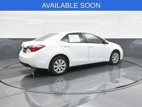 Used 2015 Toyota Corolla LE FWD image 7