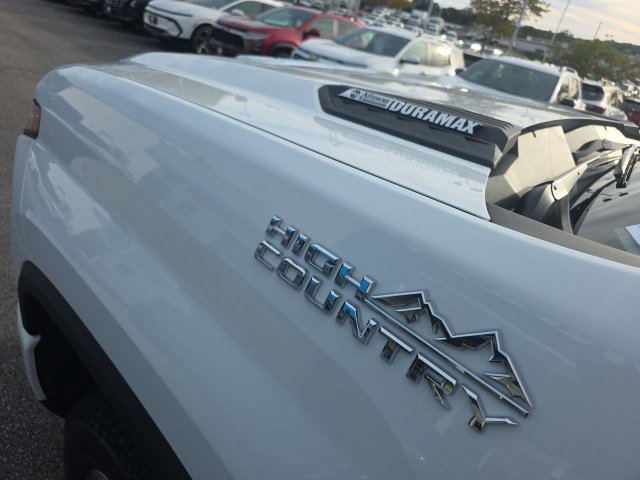 Used 2024 Chevrolet Silverado 3500 High Country w/ High Country Premium Package AWD/4WD image 13