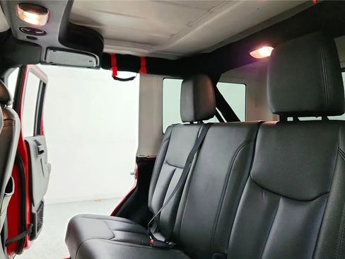 Used 2015 Jeep Wrangler Unlimited Sport w/ Quick Order Package 24S image 30