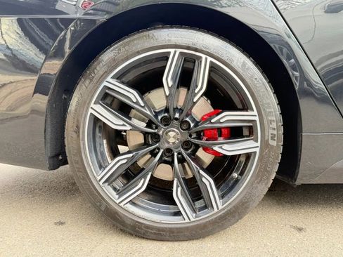 Used 2018 BMW 750i xDrive image 34