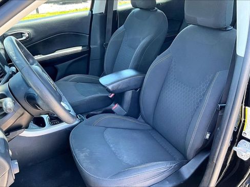 Used 2019 Jeep Compass Sport AWD/4WD image 23