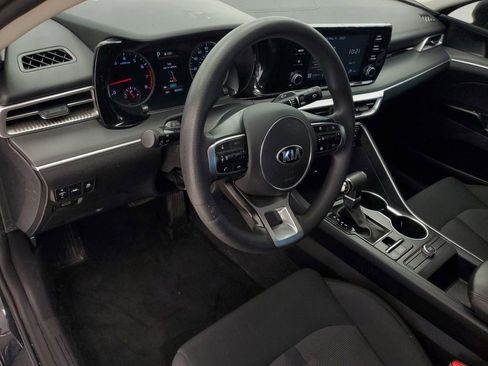Used 2021 Kia K5 LXS FWD image 8