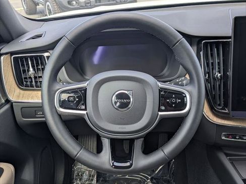 Used 2026 Volvo XC60 B5 Plus w/ Climate Package PRO AWD/4WD image 28