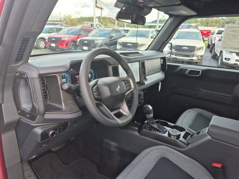 New 2025 Ford Bronco 4-Door w/ Sasquatch Package image 11