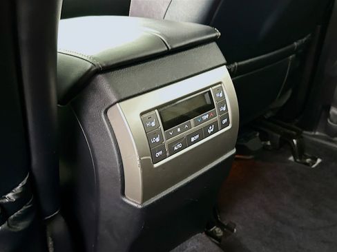 Used 2018 Lexus GX 460 Premium w/ Premium Package AWD/4WD image 26