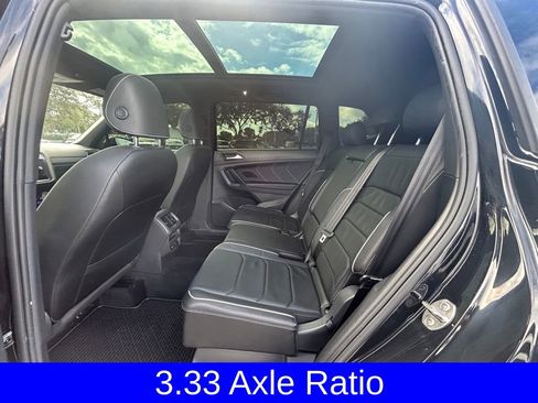 Used 2023 Volkswagen Tiguan SEL R-Line image 33