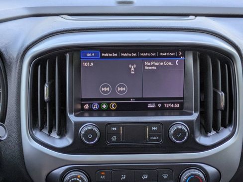 Used 2022 Chevrolet Colorado LT w/ Fleet Safety Package image 18