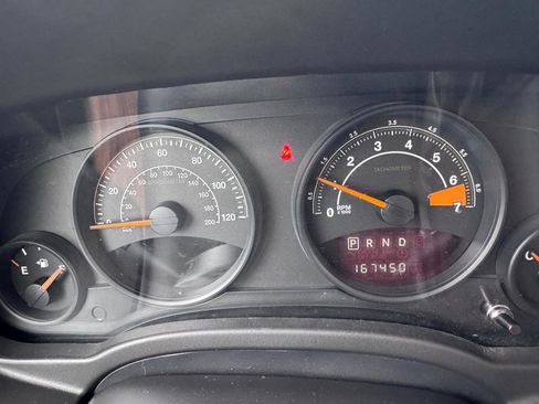 Used 2015 Jeep Patriot Sport w/ Power Value Group FWD image 25
