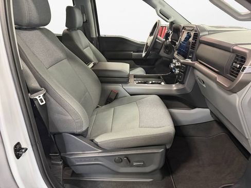 Used 2025 Ford F150 XLT w/ Equipment Group 302A MID AWD/4WD image 9