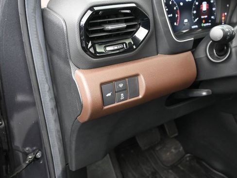 Used 2025 Honda Pilot Elite image 21