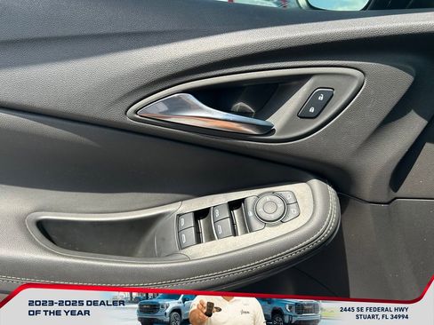 Used 2024 Buick Encore GX Preferred w/ Comfort Package AWD/4WD image 17